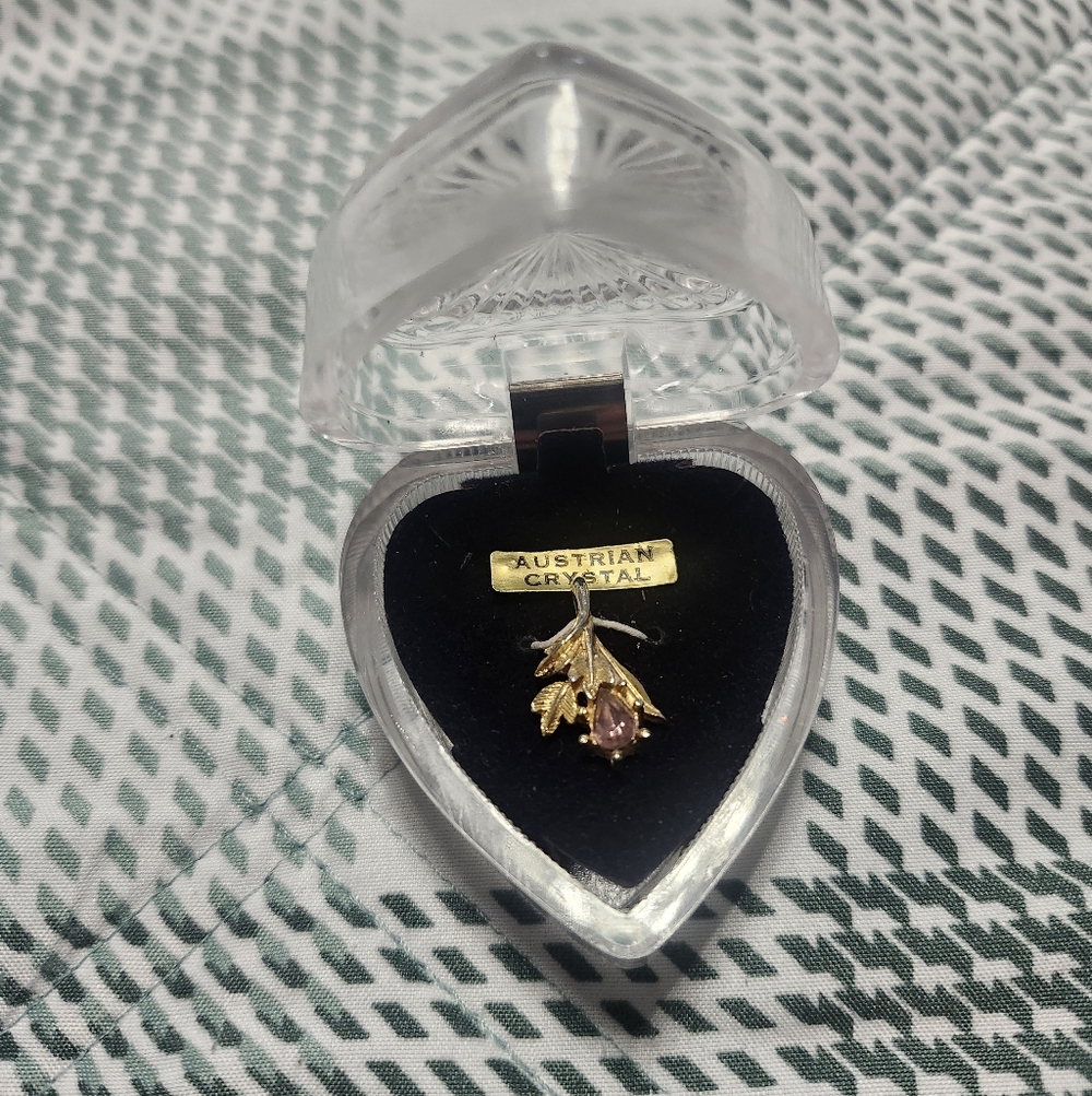 Gold-Tone Leaf Pendant with Pink Crystal